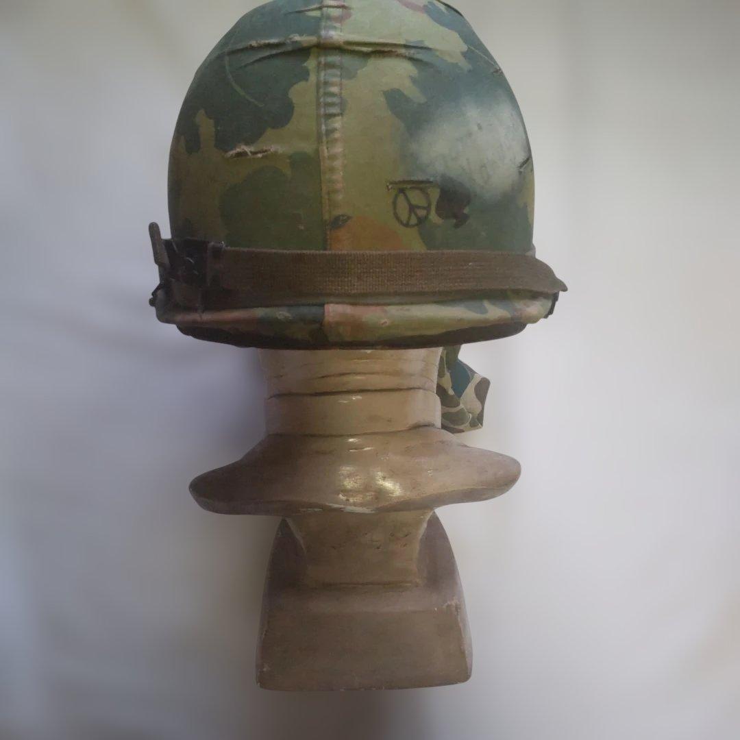 ベトナム戦争 M-1ヘルメットセット 中古品 装飾用胸像付き