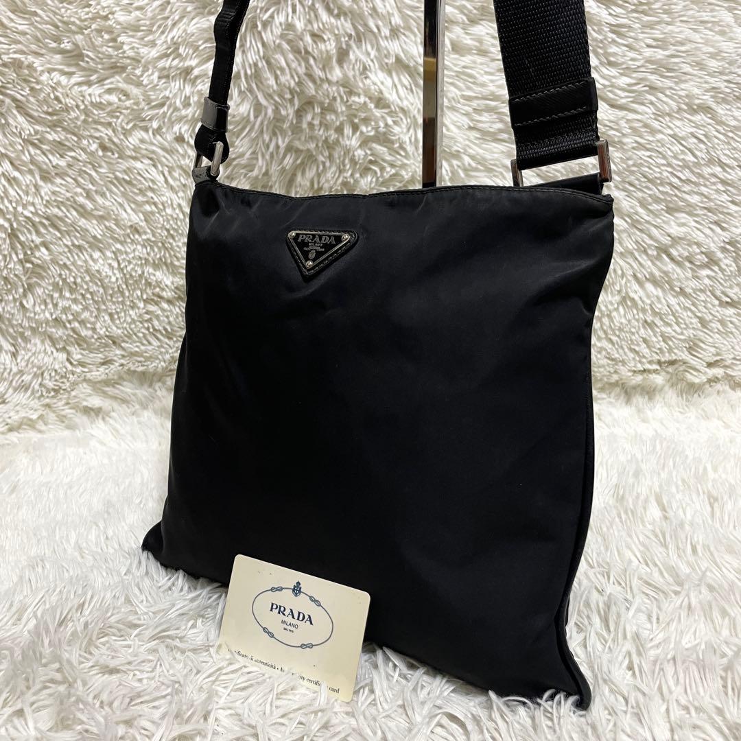 【良品】PRADA プラダ　ショルダーバッグ　サコッシュ　ナイロン　ブラック　黒