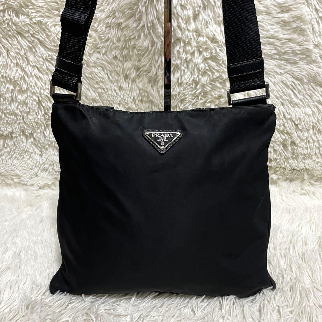 【良品】PRADA プラダ　ショルダーバッグ　サコッシュ　ナイロン　ブラック　黒