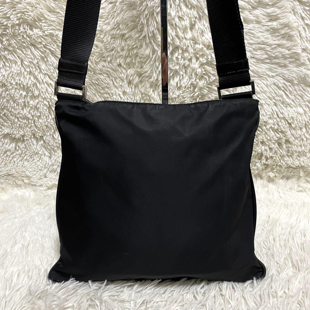 【良品】PRADA プラダ　ショルダーバッグ　サコッシュ　ナイロン　ブラック　黒