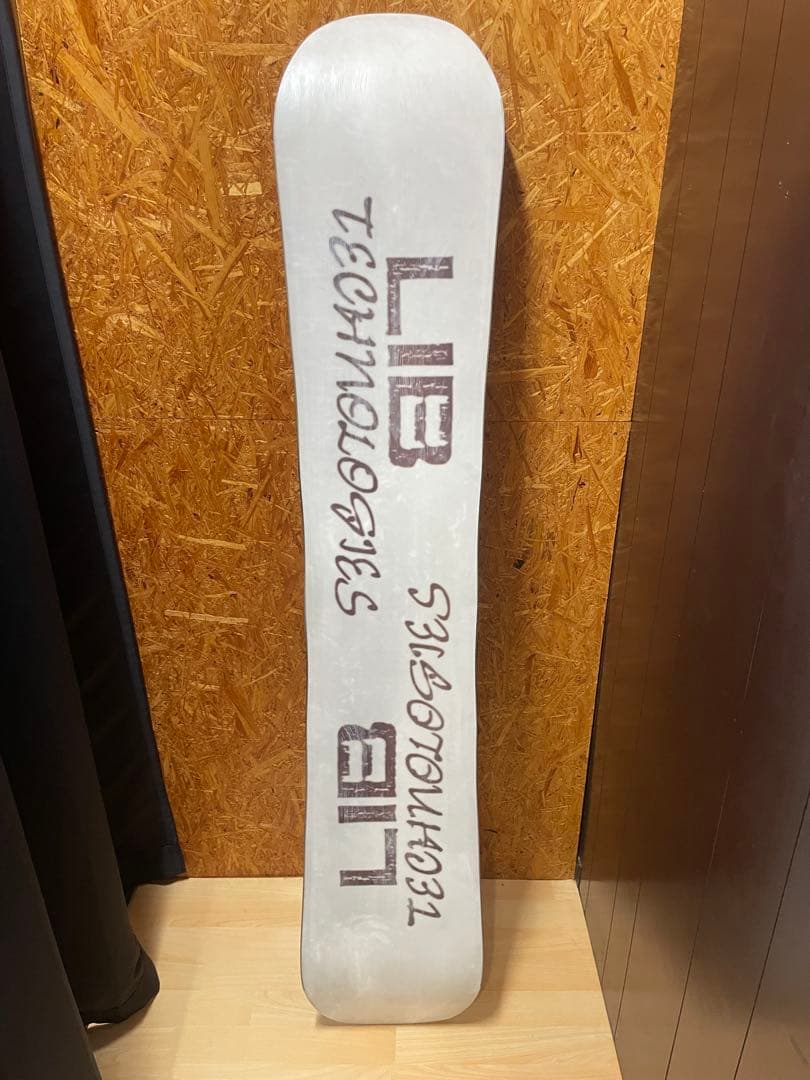 ポ*ノ様 LIB TECH MC BUS IN DA BARREL 157cm