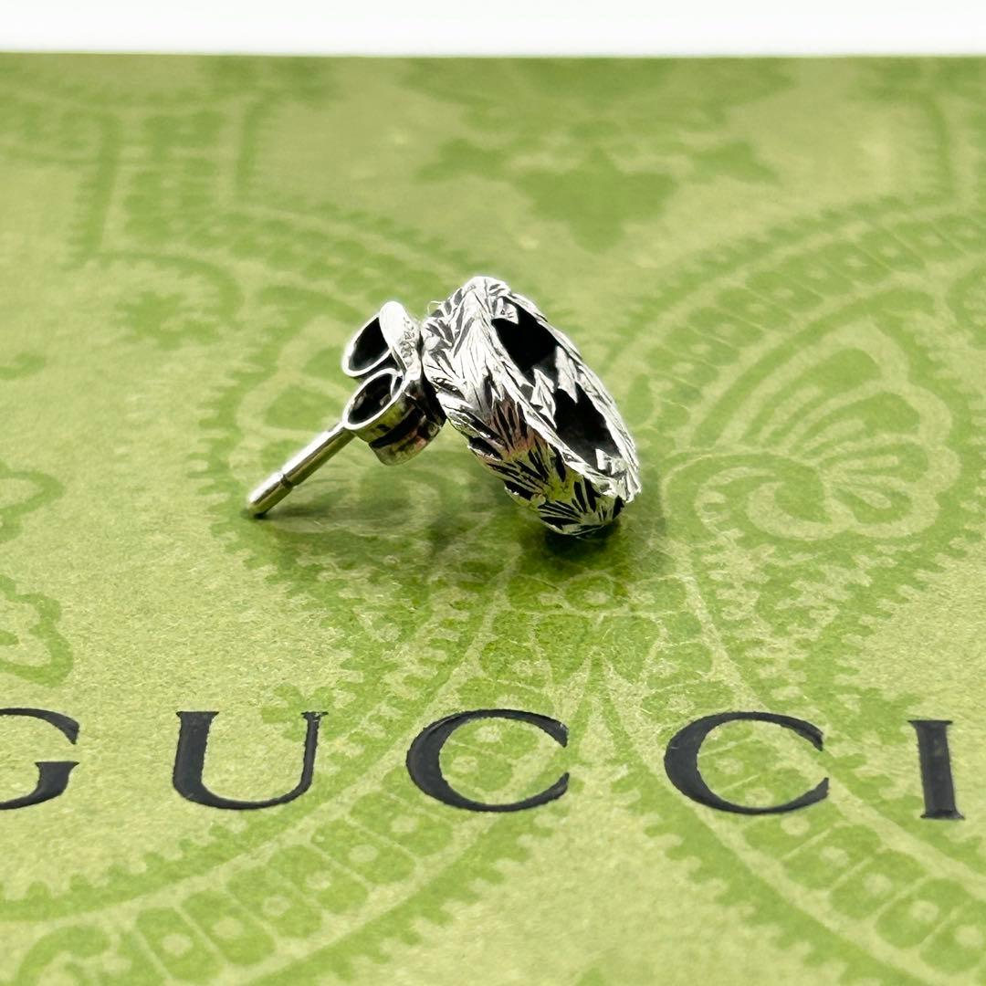 美品✨　グッチ　GUCCI ピアス　アラベスク　インターロッキング　G　燻　片耳