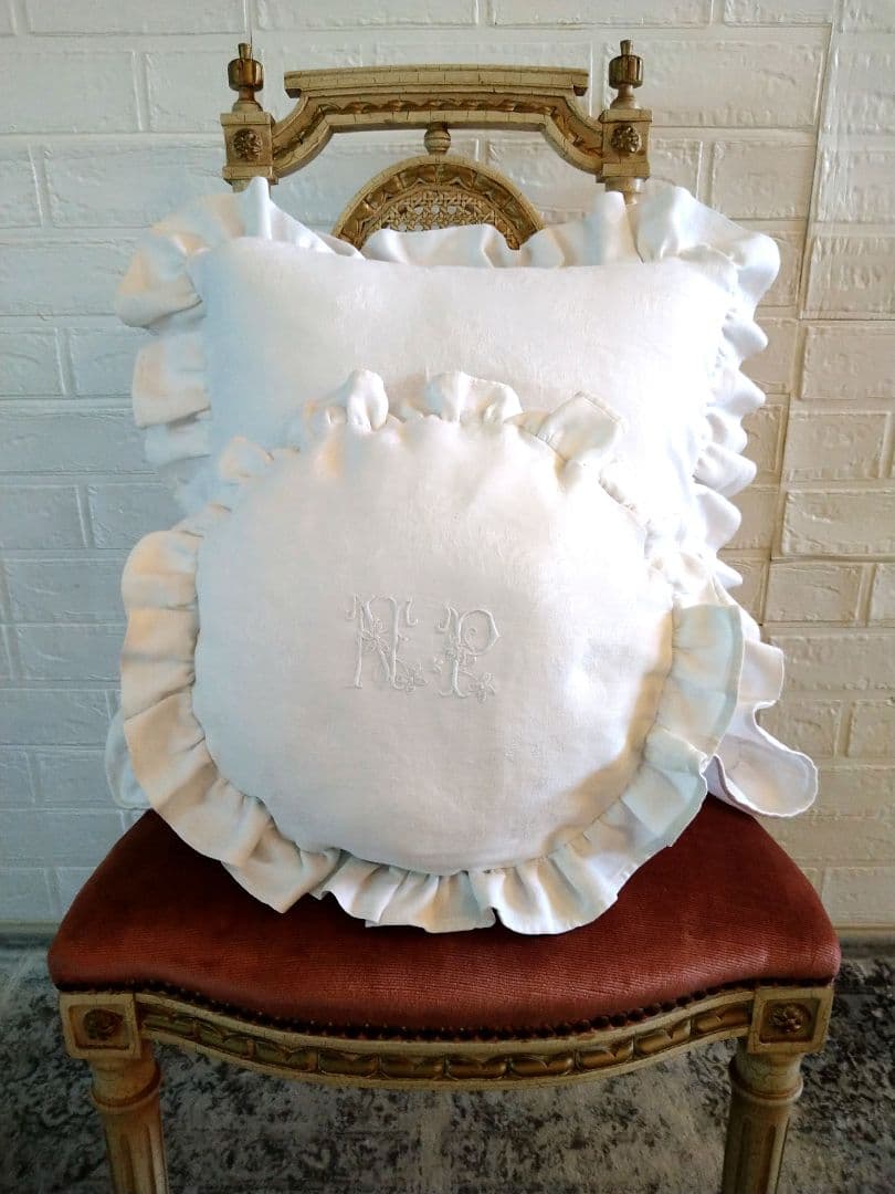 ※くみころ様オーダー※フランスアンティーク　クッションセット