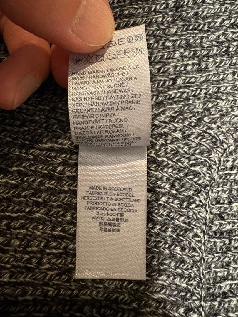 美品　ジョンストンズ　カシミヤ　カシミア　マフラー　ストール　ブラック　グレー