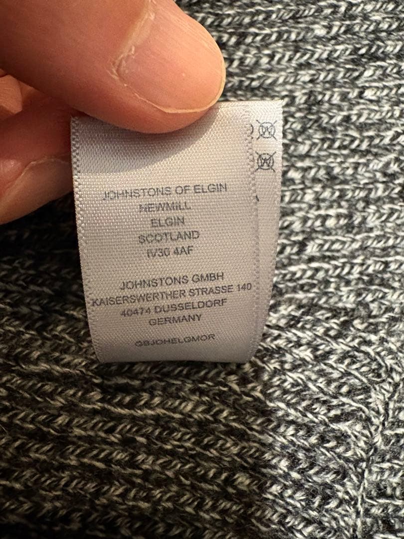 美品　ジョンストンズ　カシミヤ　カシミア　マフラー　ストール　ブラック　グレー