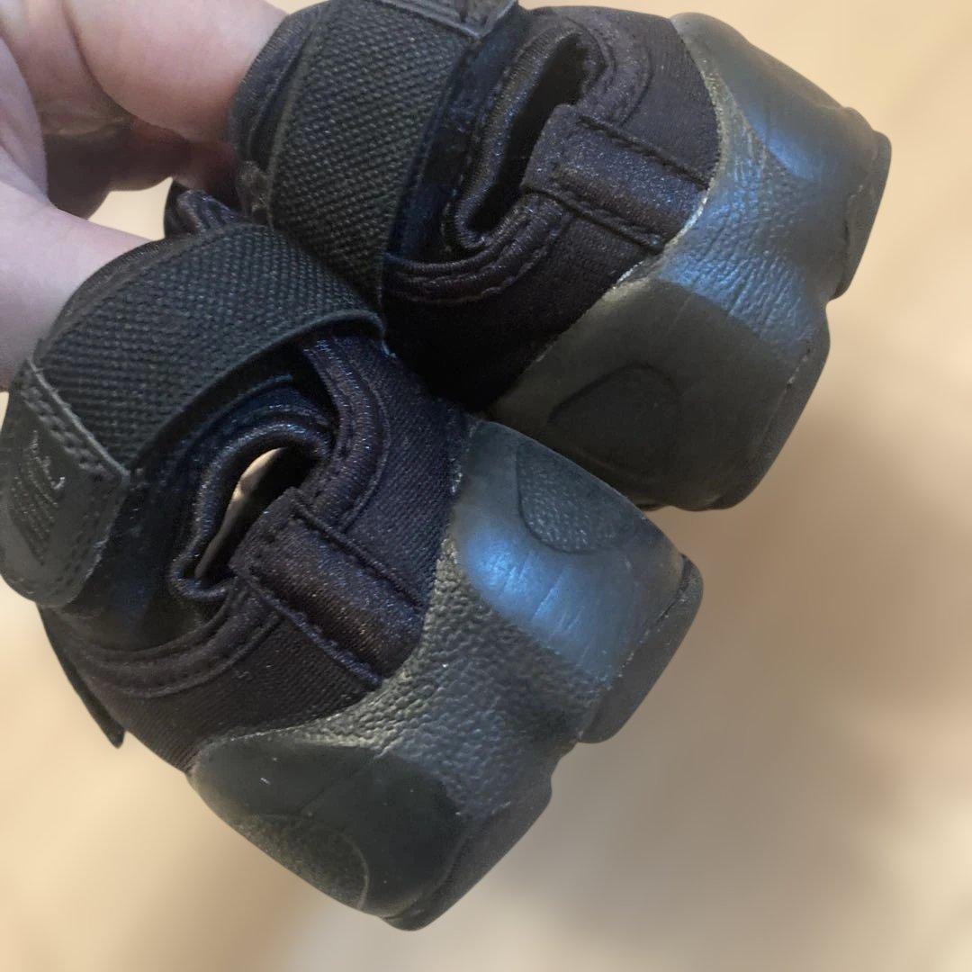 【美品】NIKE WMNS AIR RIFT BLACK-BLACK