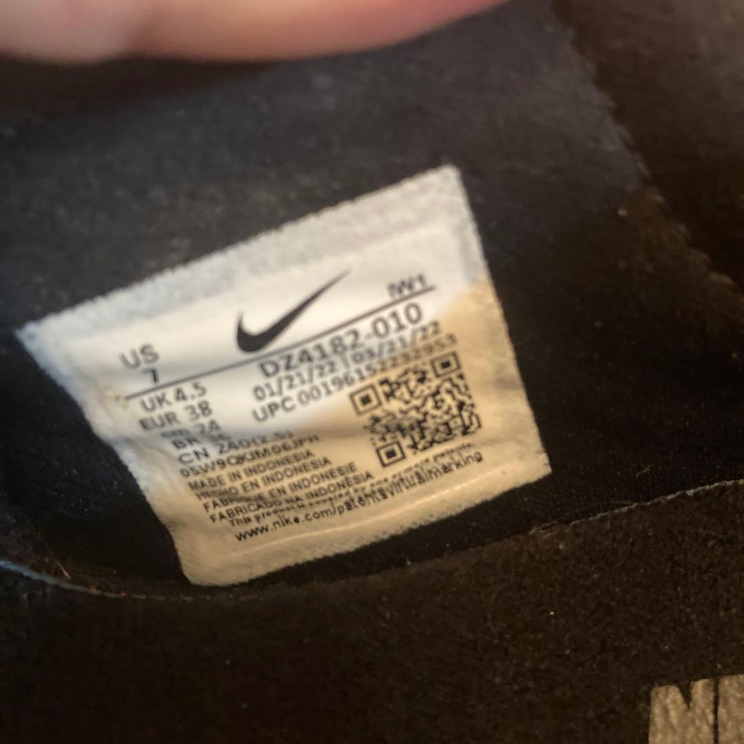 【美品】NIKE WMNS AIR RIFT BLACK-BLACK