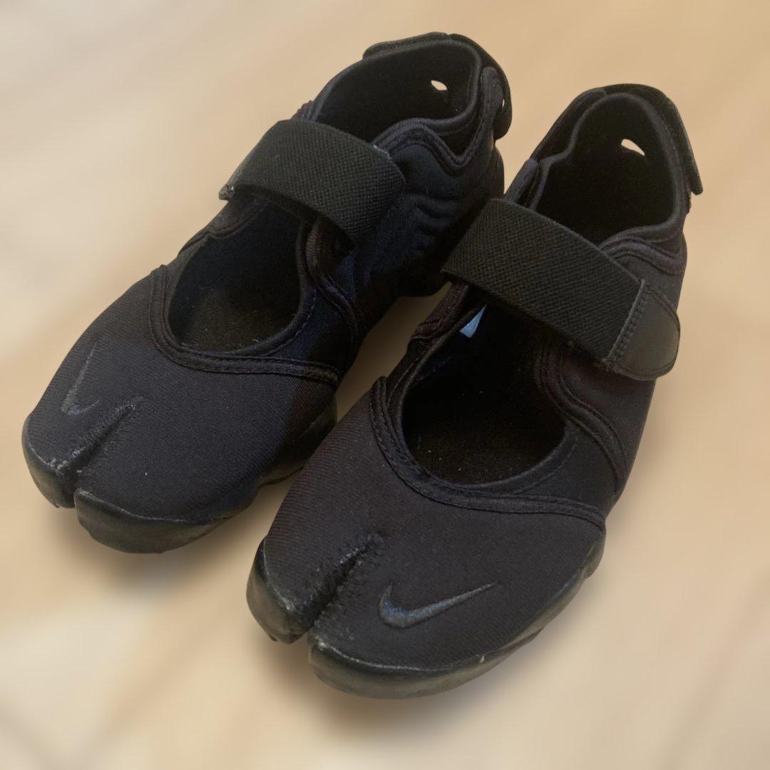 【美品】NIKE WMNS AIR RIFT BLACK-BLACK