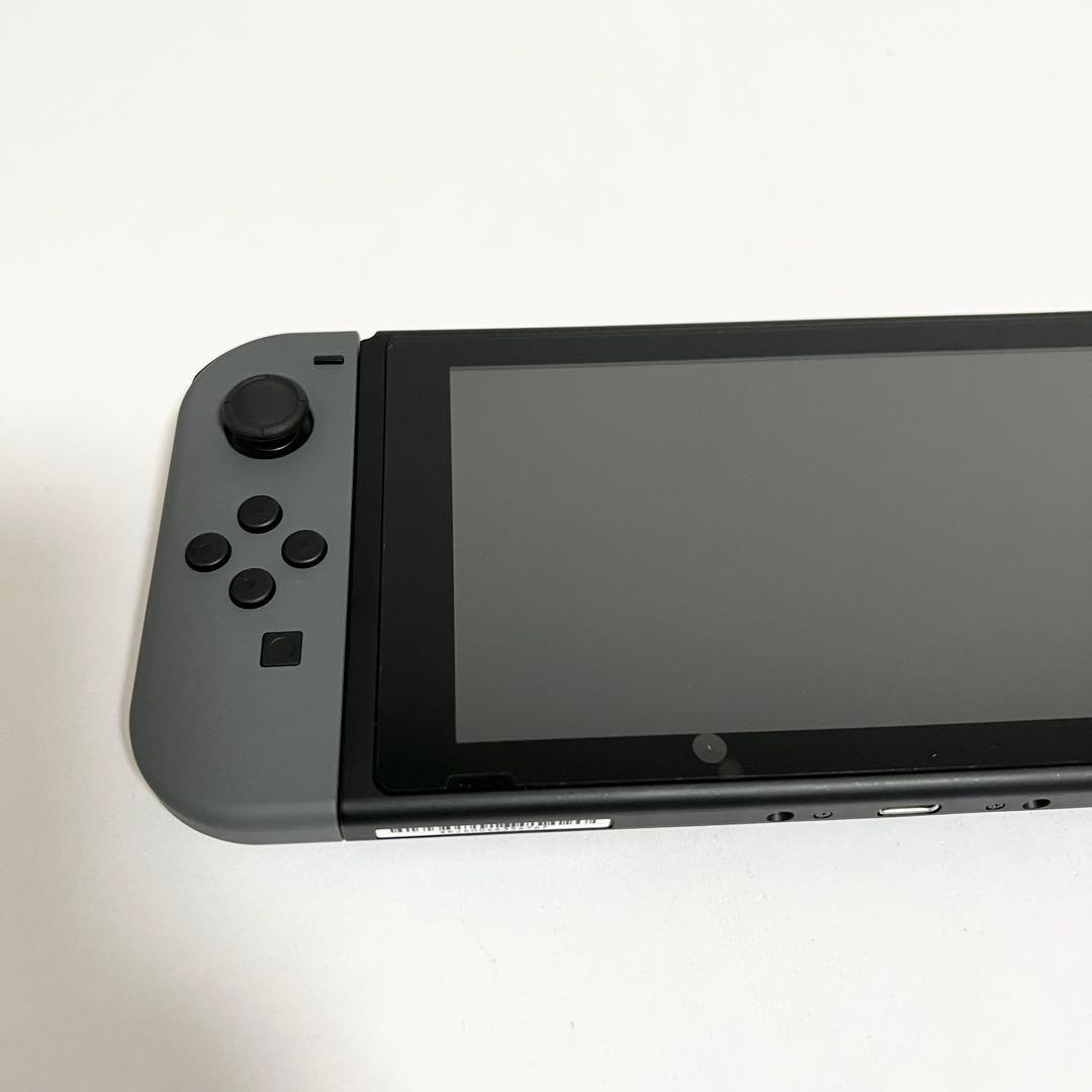 【未使用に近い】2024年モデル　Nintendo Switch スイッチ本体