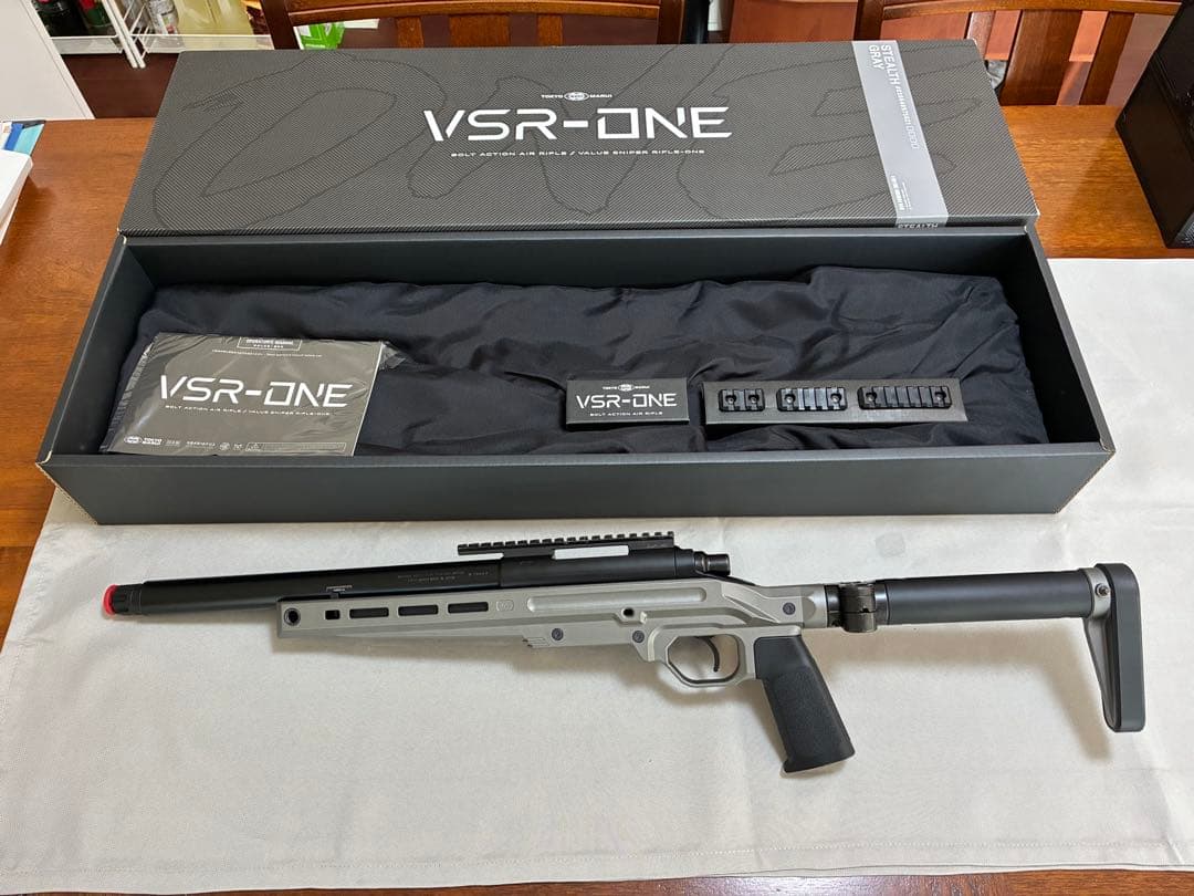 VSR-ONE エアコッキングガン　カスタムパーツ付き