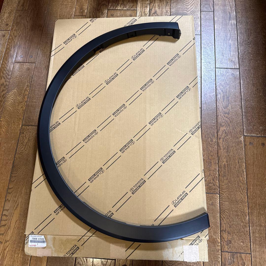 プリウス60フェンダーアーチ(Gグレード)