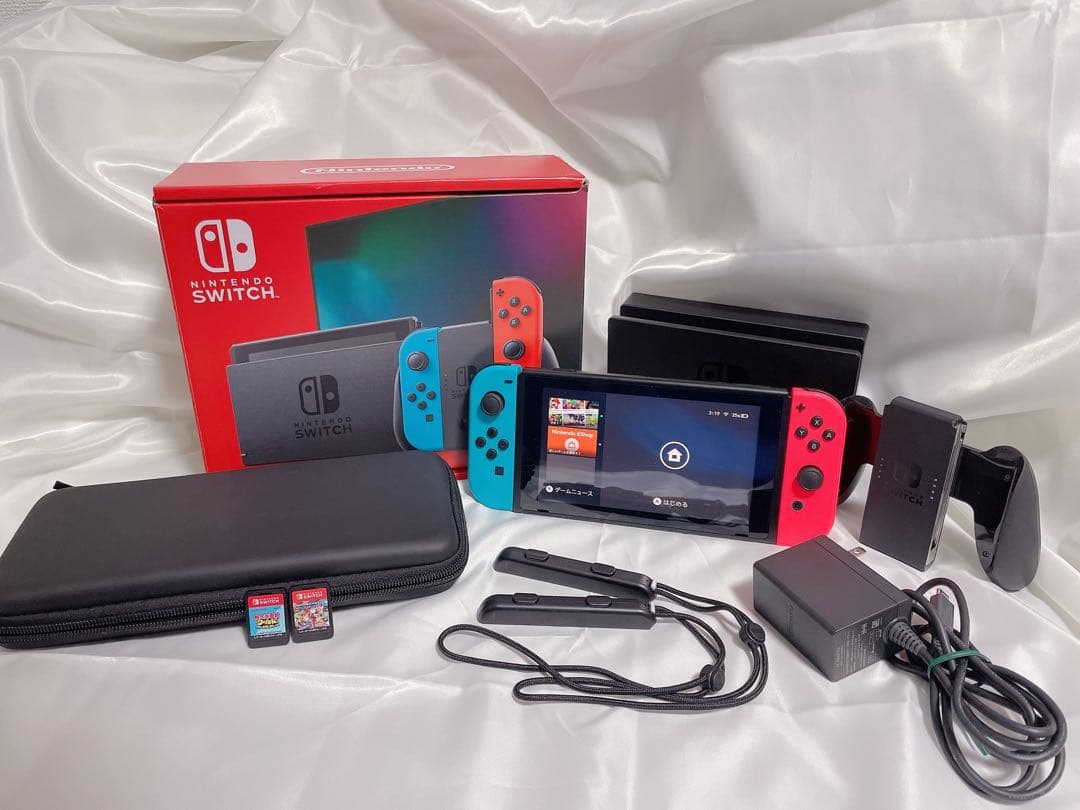 Nintendo Switch 本体＋周辺機器＋ソフト２本【動作確認済み】