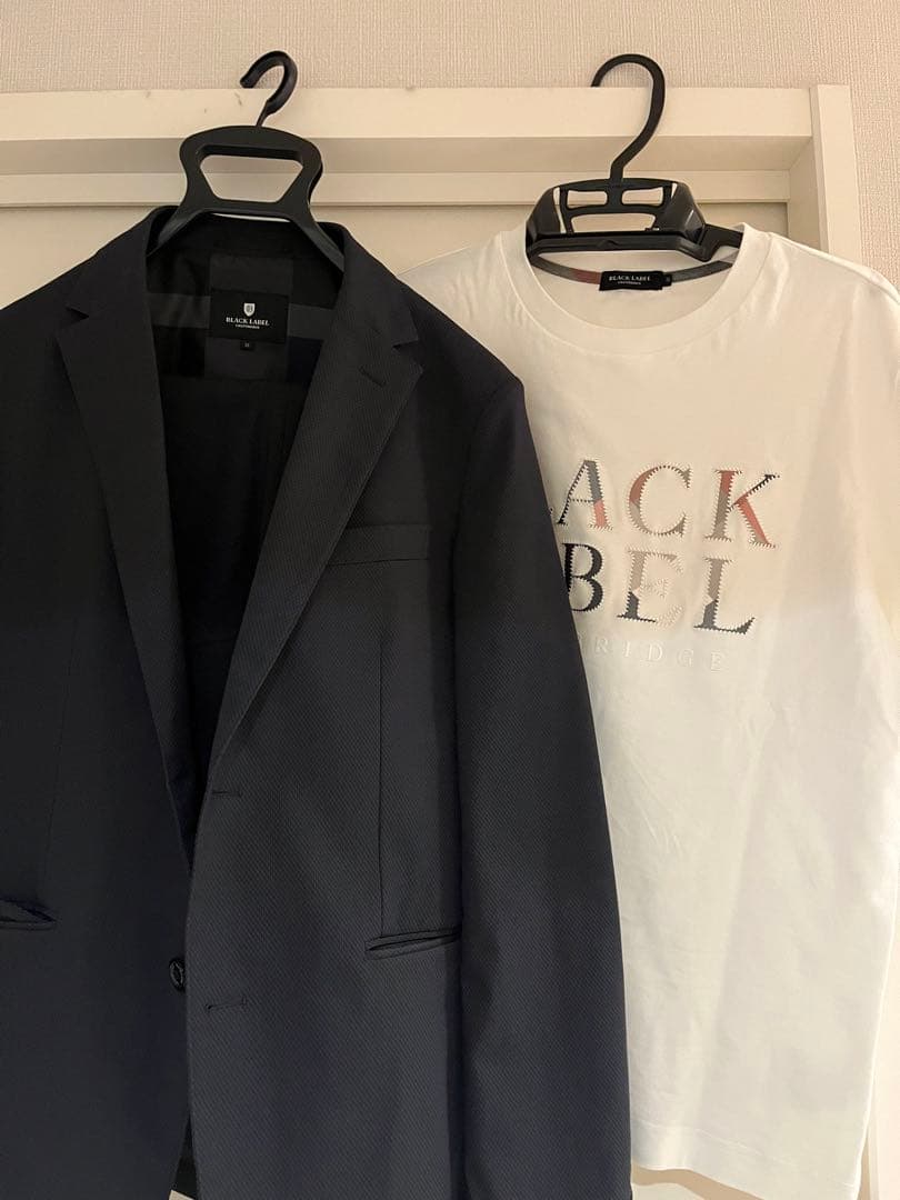 jn431981美品通年ブラックレーベルネイビージャケットとパンツ セット