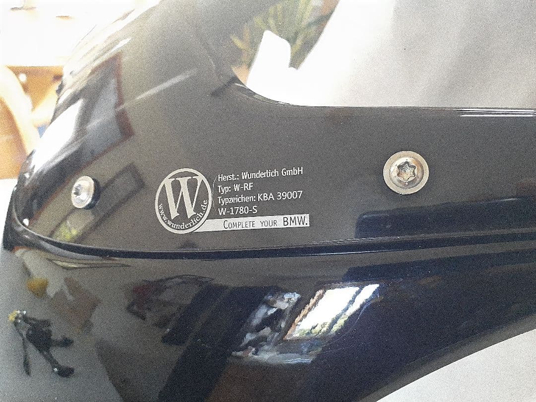 TOMO  RnineTワンダーリッヒ DAYTONAフロントカウル