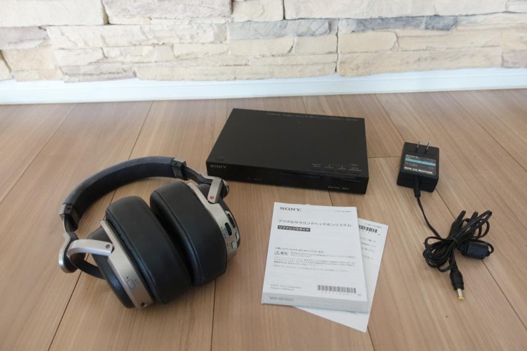 c*r様 SONY　デジタルサラウンドヘッドホンシステム 　MDR-HW700D