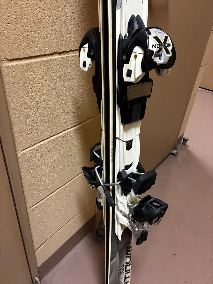 週末お値下げ【定価11万円】Volkl Platinum 5 スキー 板