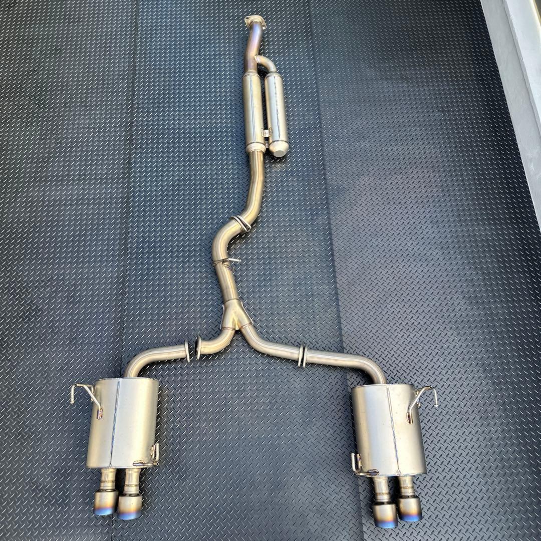 HKS スーパーターボマフラーTi WRX STI（②：右メインマフラー）