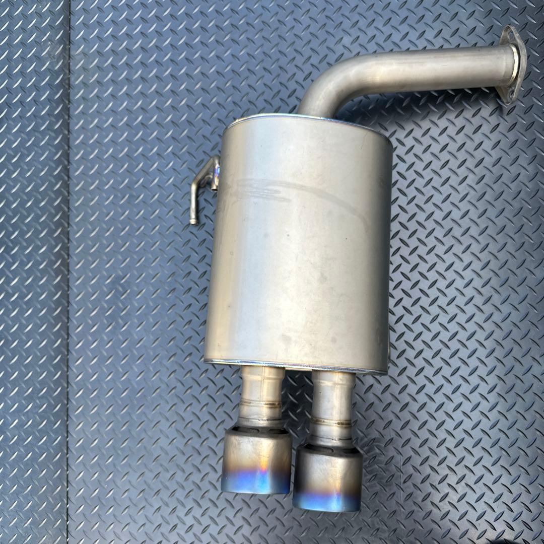 HKS スーパーターボマフラーTi WRX STI（②：右メインマフラー）