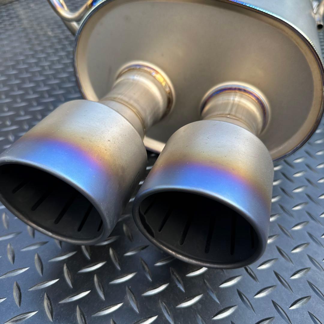 HKS スーパーターボマフラーTi WRX STI（②：右メインマフラー）