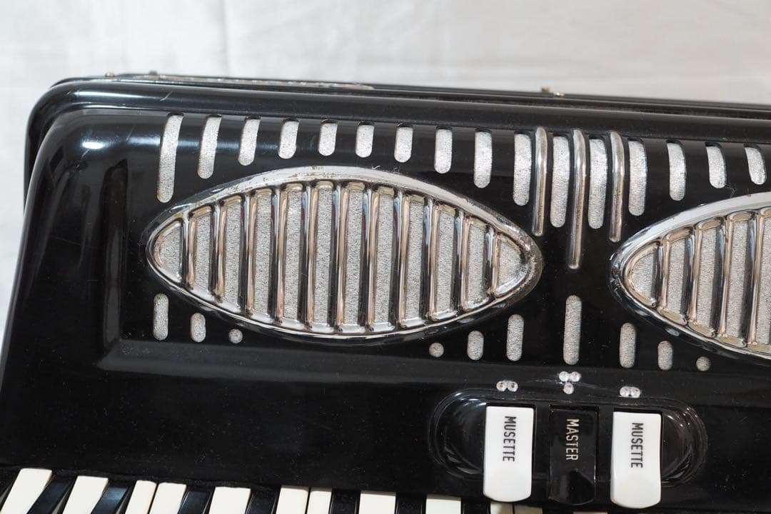 Crucianelli クルチャネッリ アコーディオン 41鍵盤120ベース