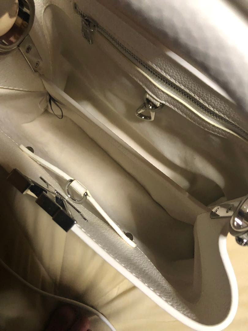 Louis Vuitton ルイヴィトン ホワイト ハンドバッグ ノベルティ