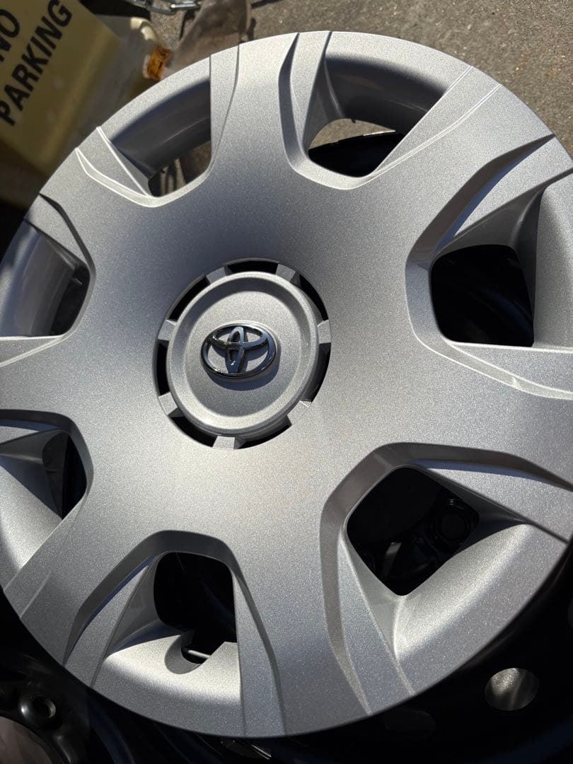 ミスター　ハイエース　純正ホイール　&ホイールキャップ