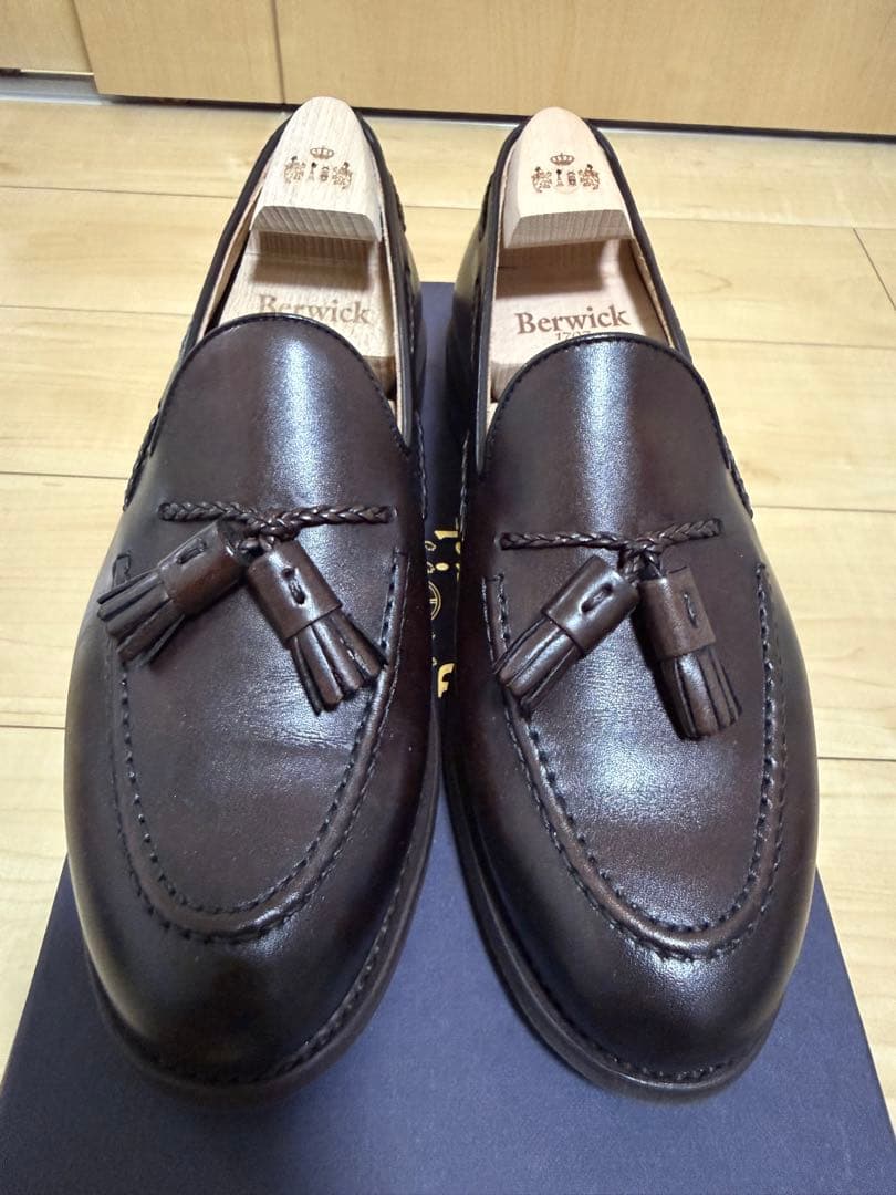 美品　Berwick ダークブラウン タッセルローファー　UK6