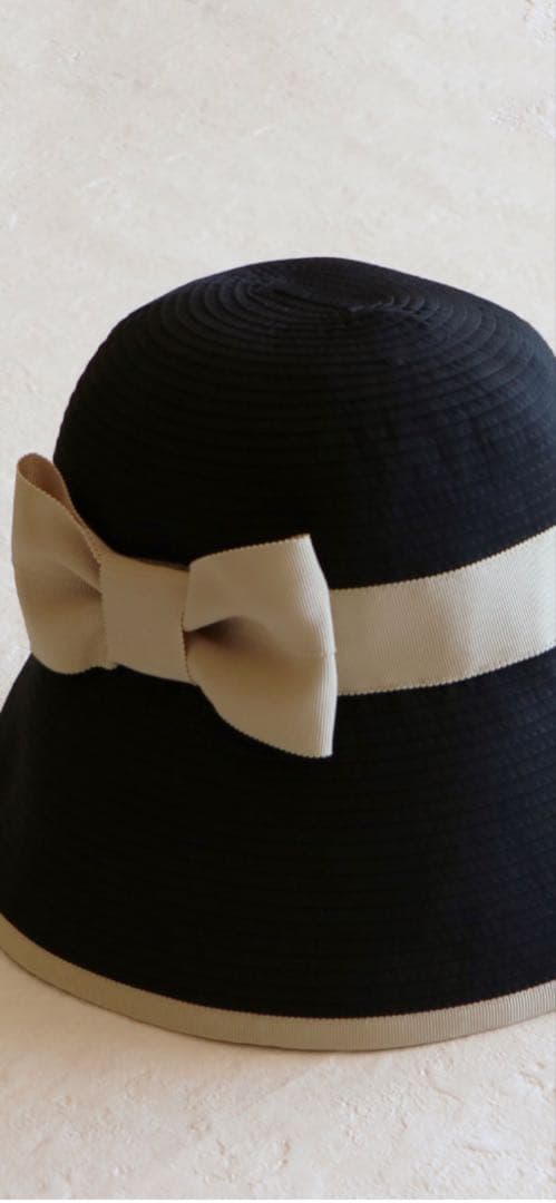 新品未使用♡ジョリーミニョン　リボン付き　黒とベージュの麦わら帽子　タグ付き♡