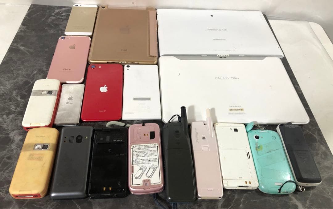 スマートフォン・タブレット・ガラケー 計18台まとめ売り　834え