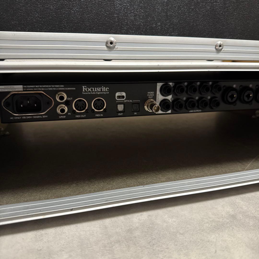 FOCUSRITE Clarett 8Pre USB ラックケース付き