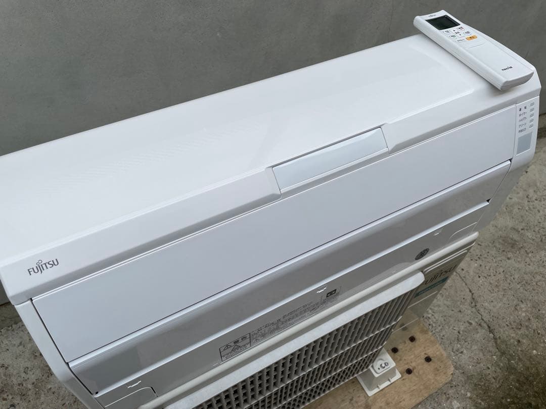 割と綺麗　富士通　6畳用エアコン　ノクリア　AS-R22K