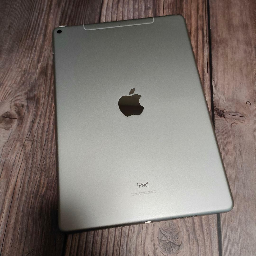 iPad Air 3世代 64GB SIMフリー 美品