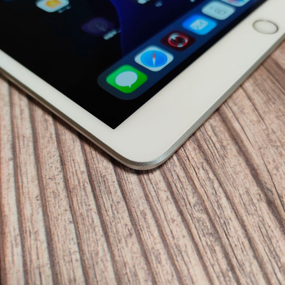 iPad Air 3世代 64GB SIMフリー 美品