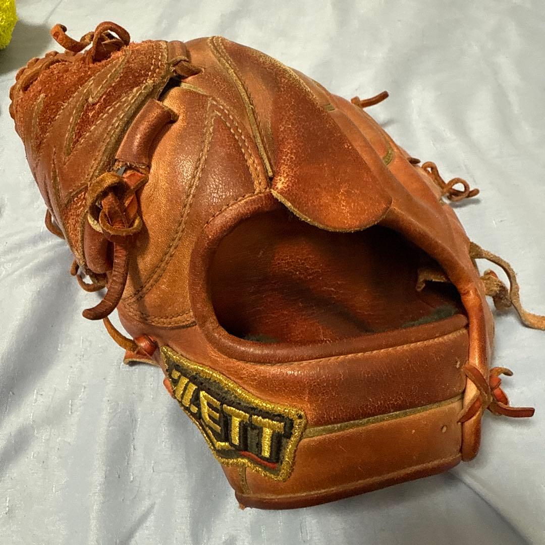 硬式グローブ ZETT