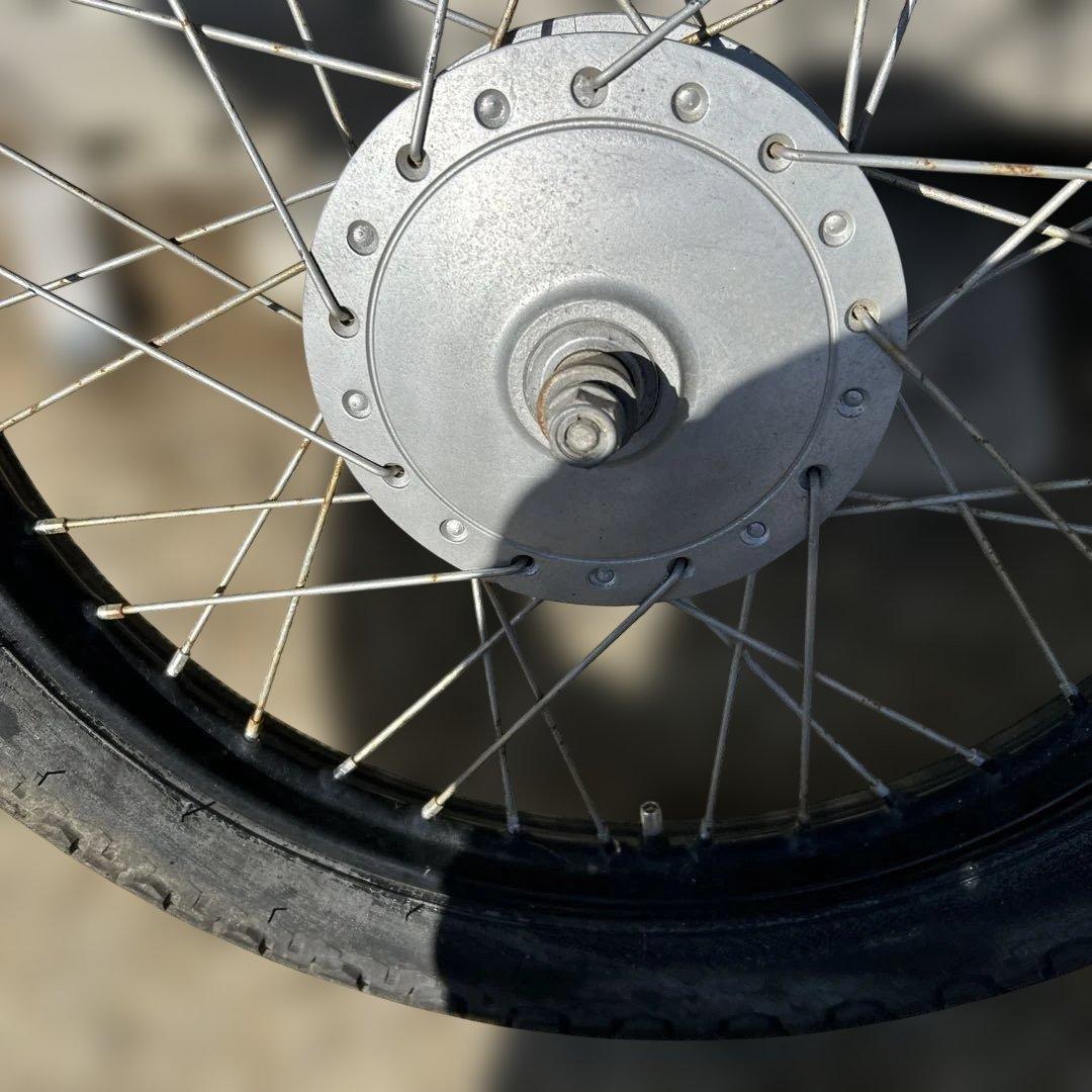 スーパーカブ　スポークホイール タイヤ3.00-17