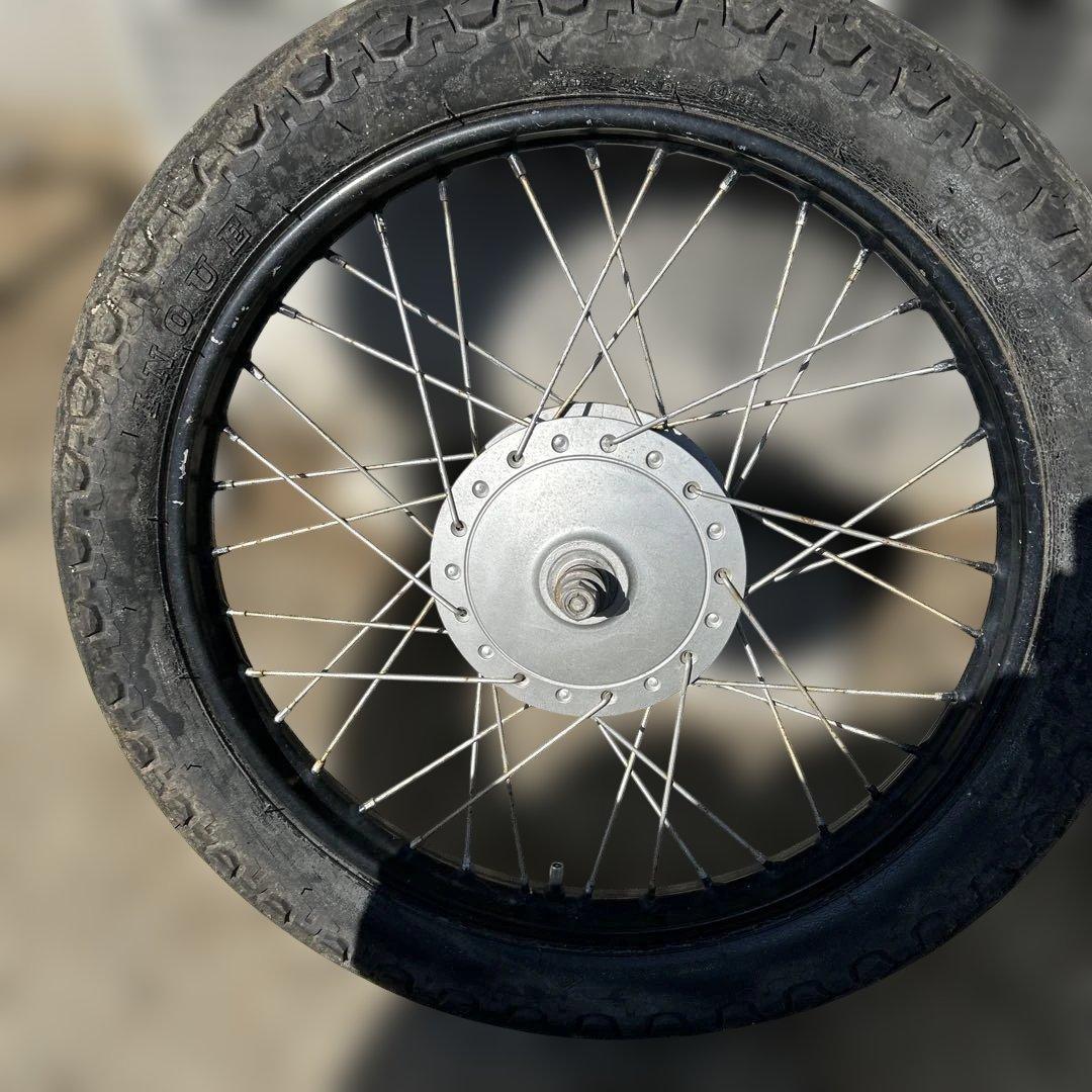 スーパーカブ　スポークホイール タイヤ3.00-17