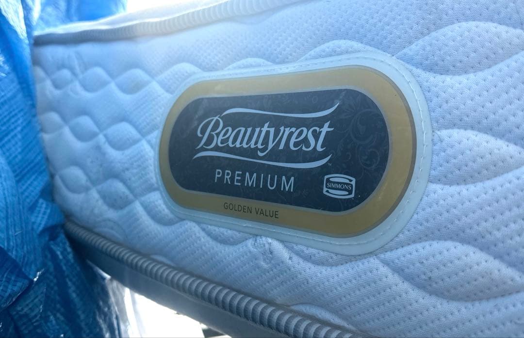 シモンズ ゴールデンバリュープレミアムセミダブルマットレス　ビューティーレスト