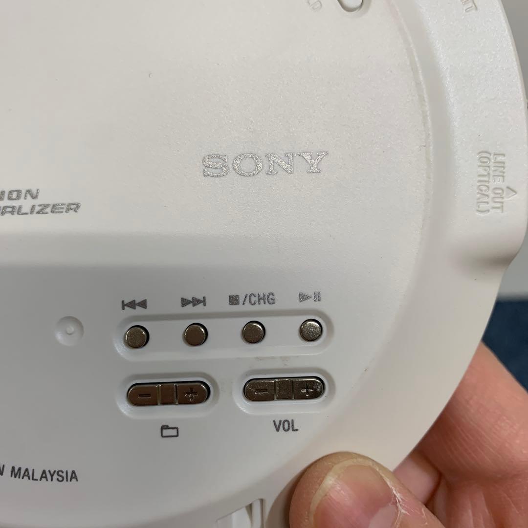 希少　SONYソニーCDウォークマン D-NE820 ピンク