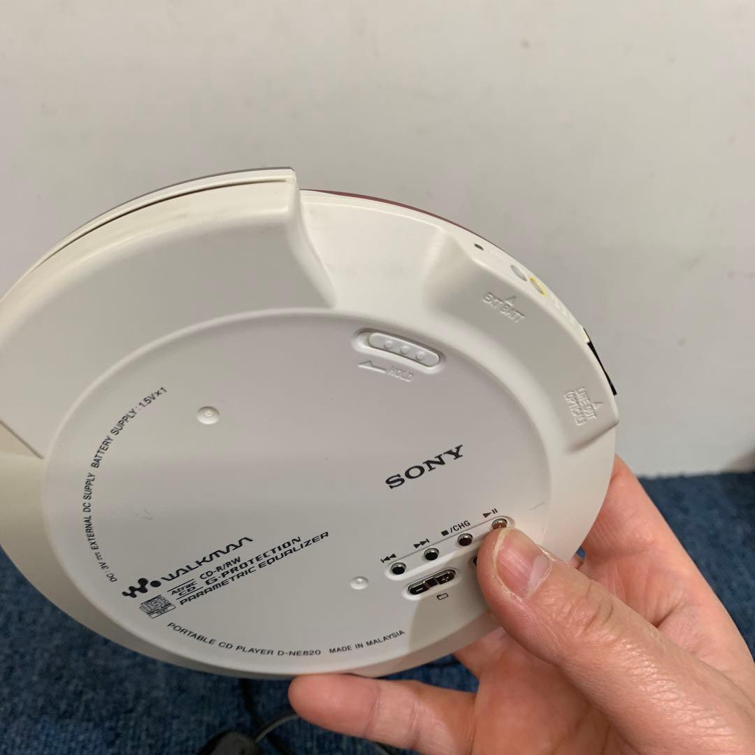 希少　SONYソニーCDウォークマン D-NE820 ピンク