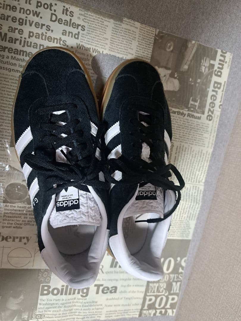 アディダス ガゼル ボールド 　厚底　スニーカー