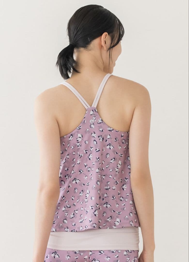 n*i様 SUKALA✨️ヨガウェアトップス　フラワープリントカバータンクトップ