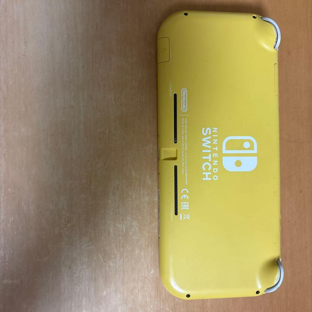 Nintendo Switch rightコントローラー付属