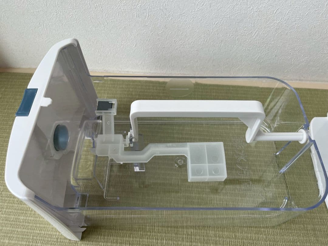 ケ*ジ様 トヨトミ デシカント式衣類乾燥除湿機 TD-Z80J