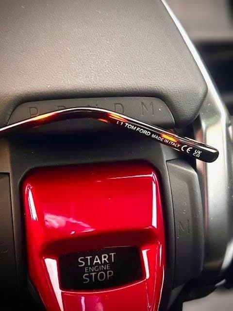 TOM FORDトムフォード サングラス 正規品 新品未使用 FT1042