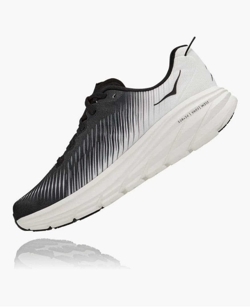 今だけお値下げ！ HOKA リコン 3 トレーニングシューズ ブラック/ホワイト