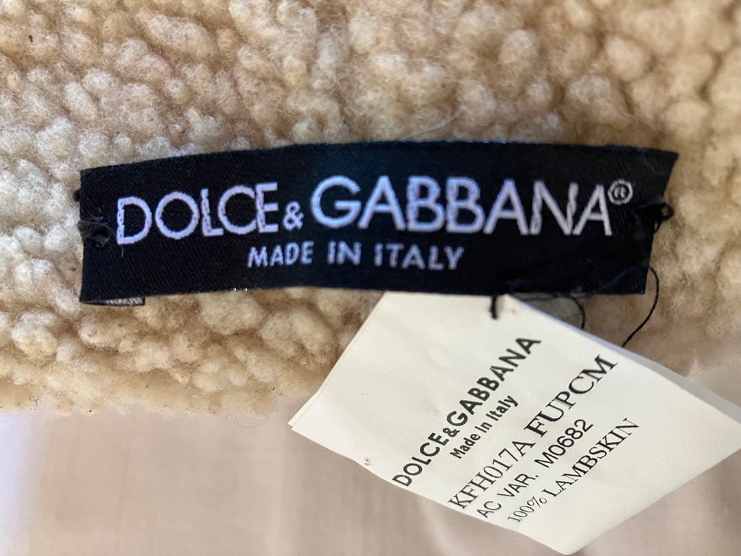 新品未使用　DOLCE & GABBANA ムートン帽子