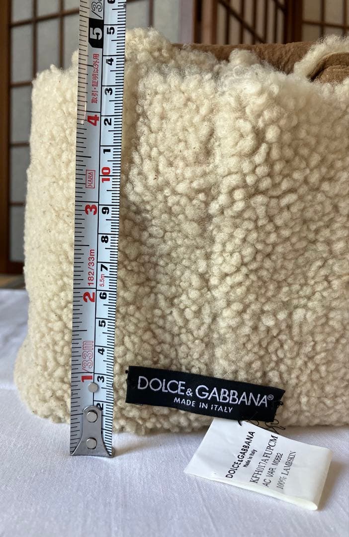 新品未使用　DOLCE & GABBANA ムートン帽子