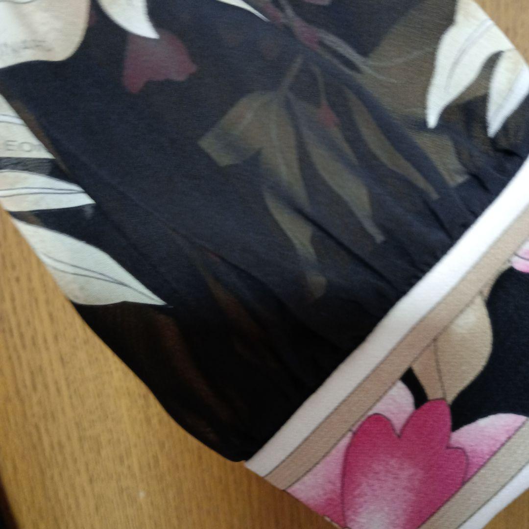 M　定価の半額！新品未使用タグ付きレオナールワンピース