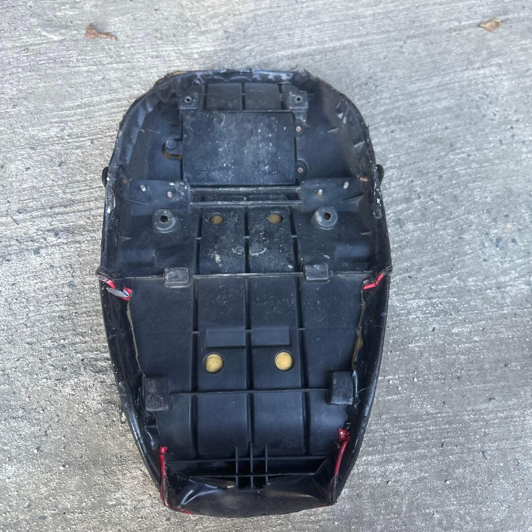 ゼファー400 シート カウル