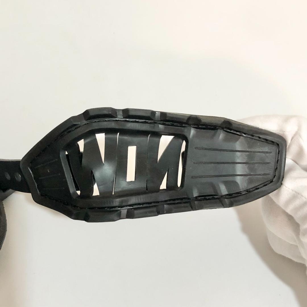 【美品】 NOW × YES コラボ スノーボード ビンディング